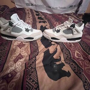 Jordan 4 Military Black Men’s Size 8.5 (1:1)